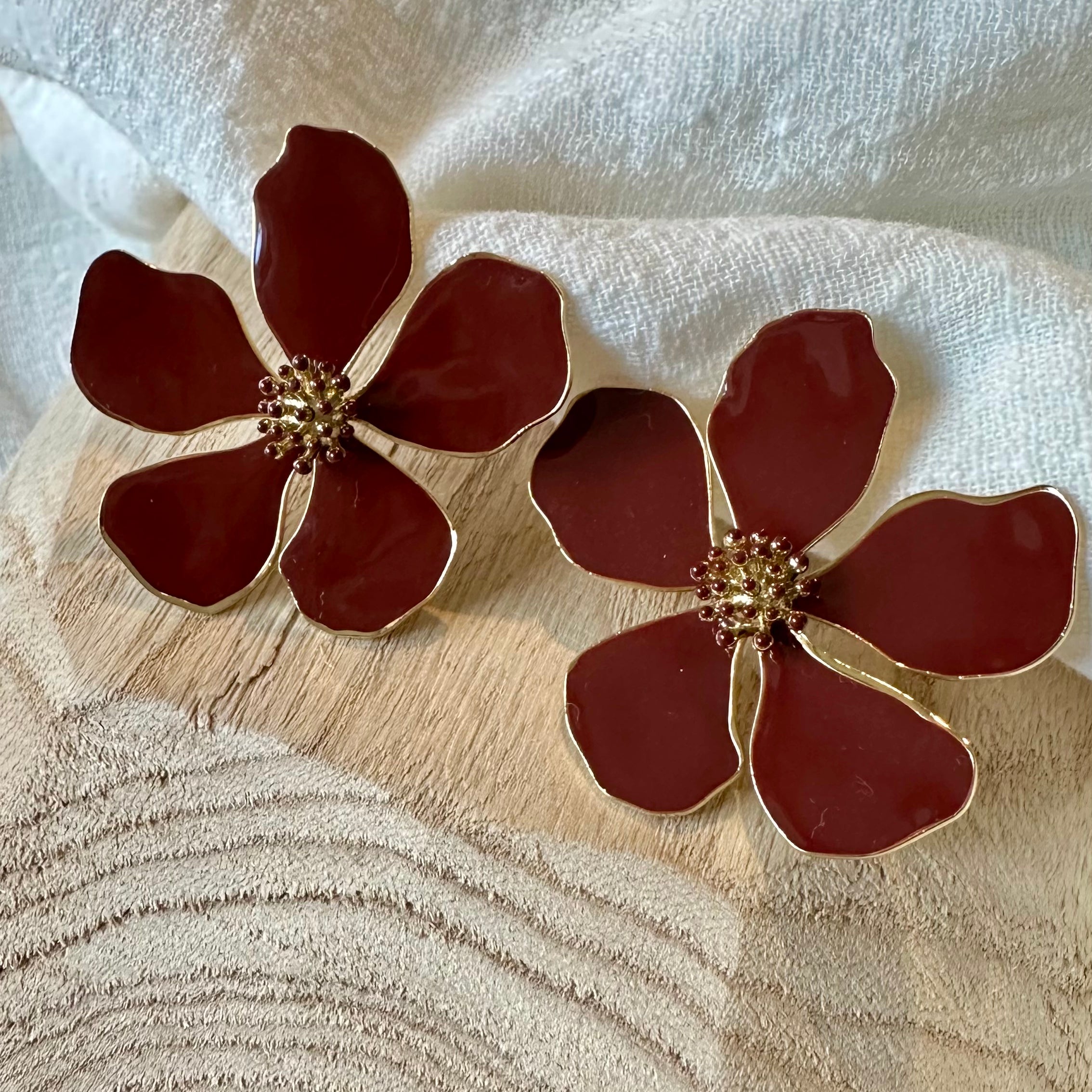 Boucles d'oreilles Flora Bordeaux MADEINESTEL