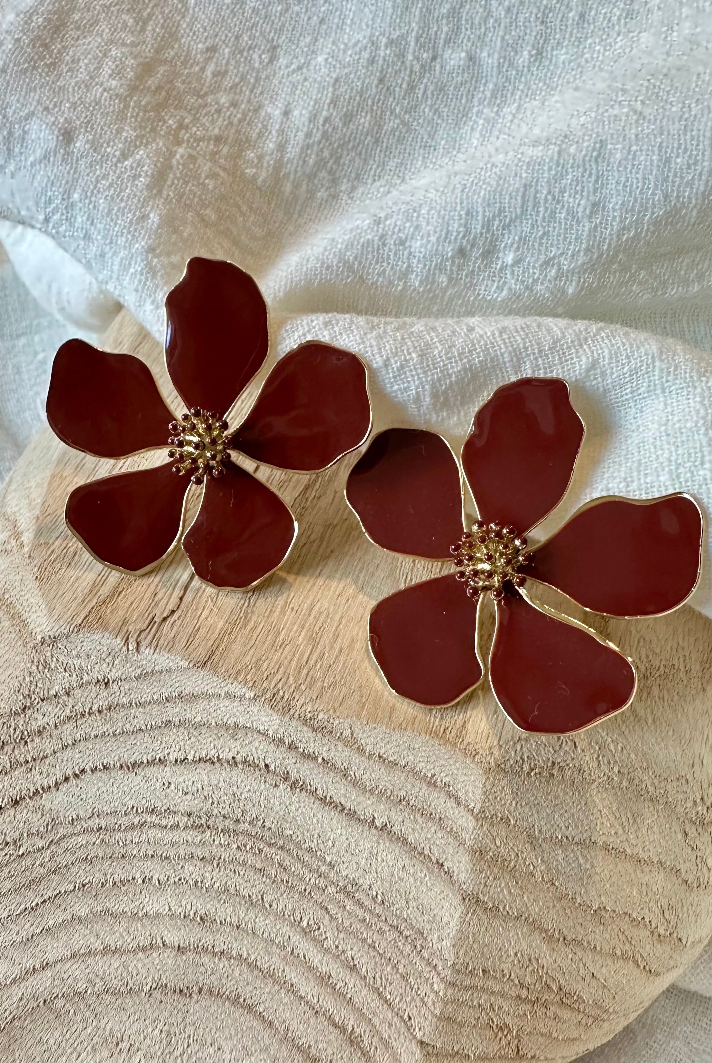 Boucles d'oreilles Flora Bordeaux MADEINESTEL