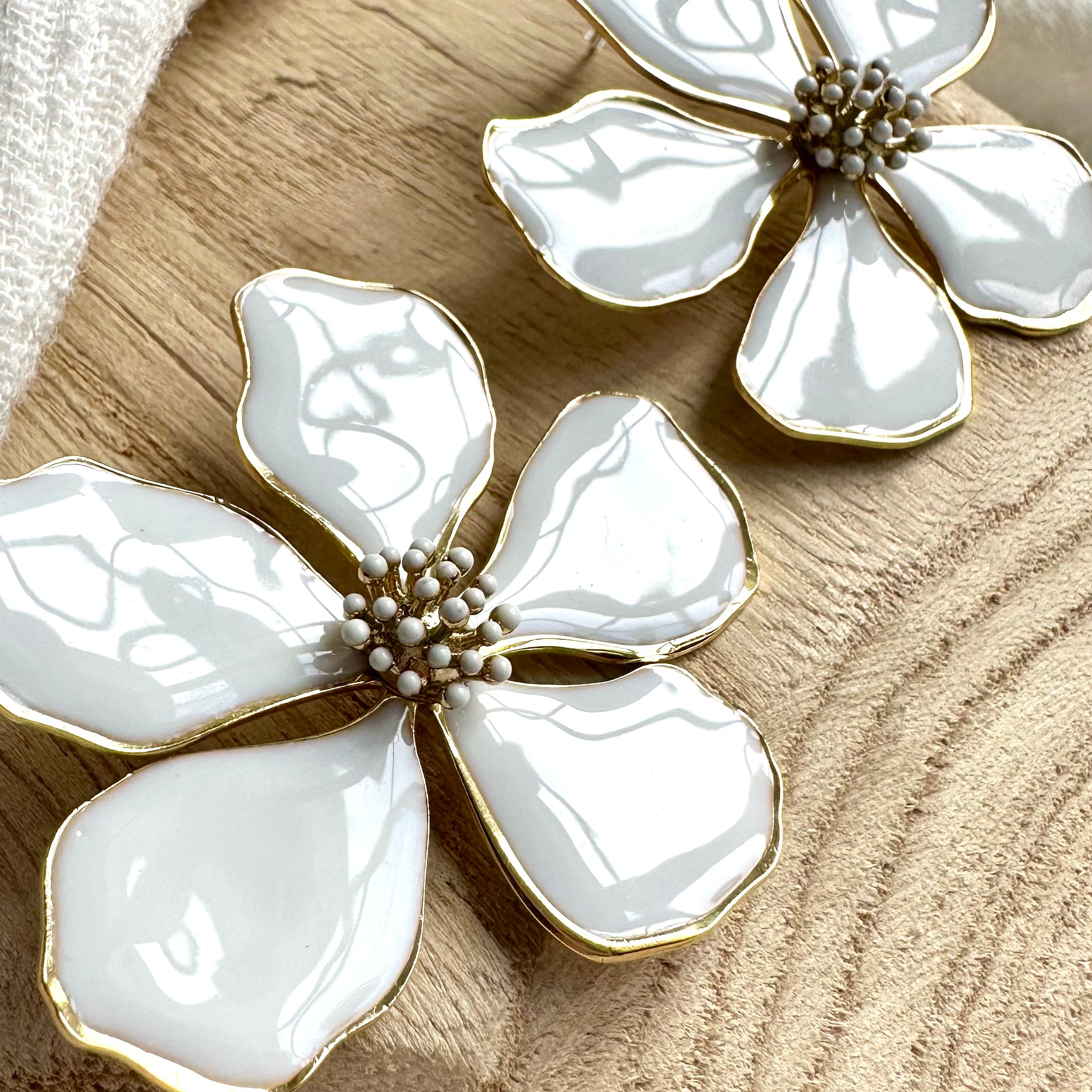Boucles d'oreilles Flora Blanc MADEINESTEL