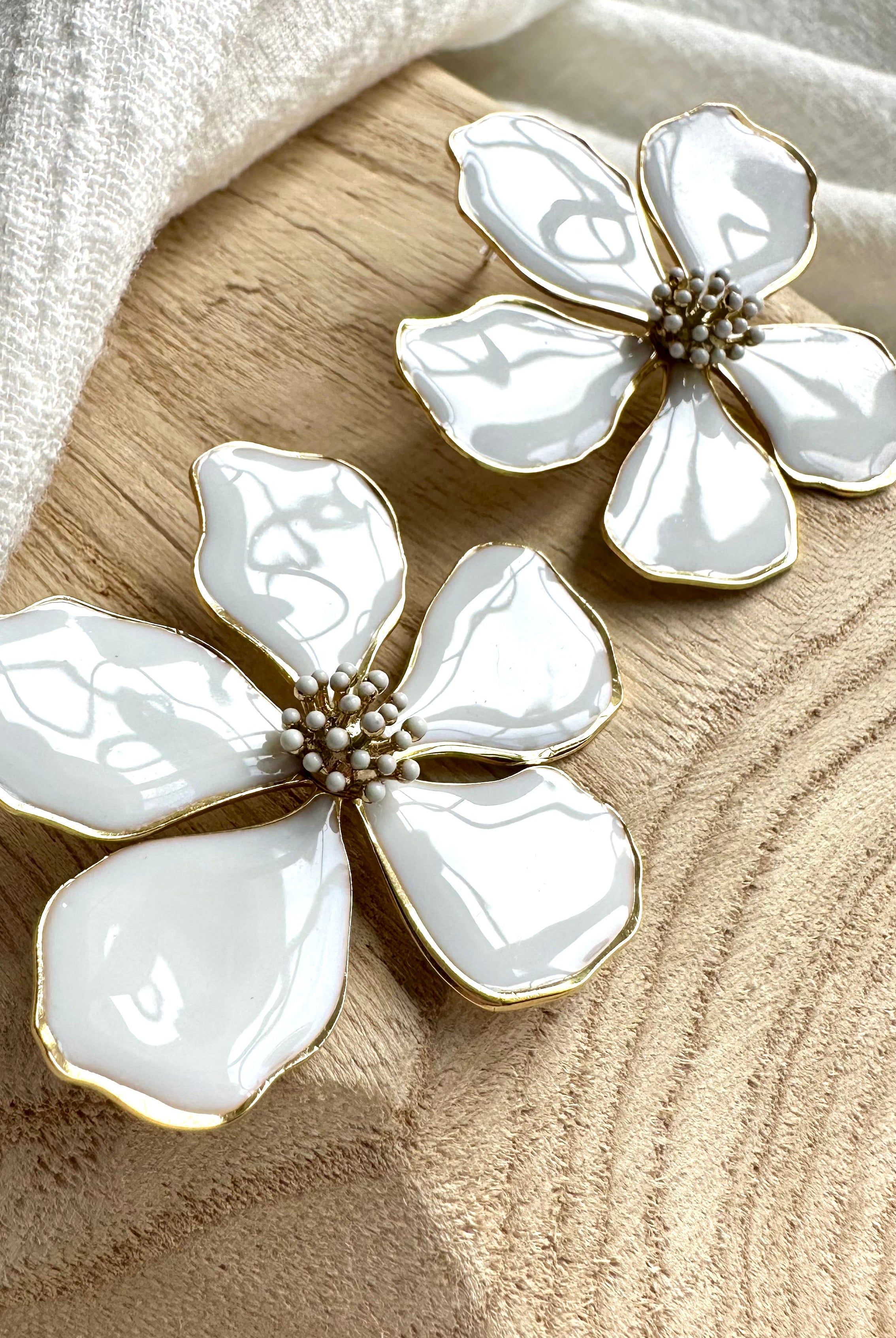 Boucles d'oreilles Flora Blanc MADEINESTEL