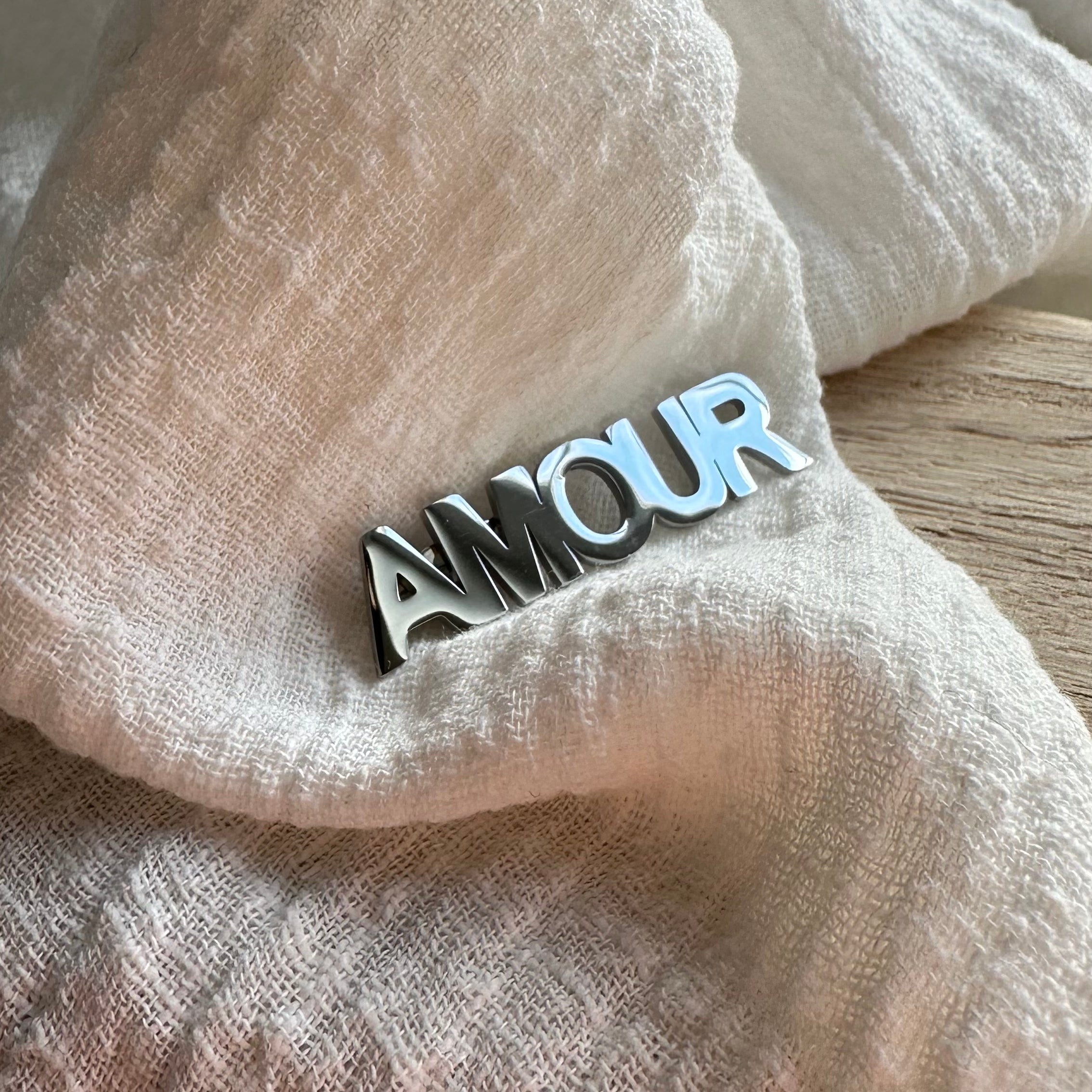 Broche Amour Argent MADEINESTEL