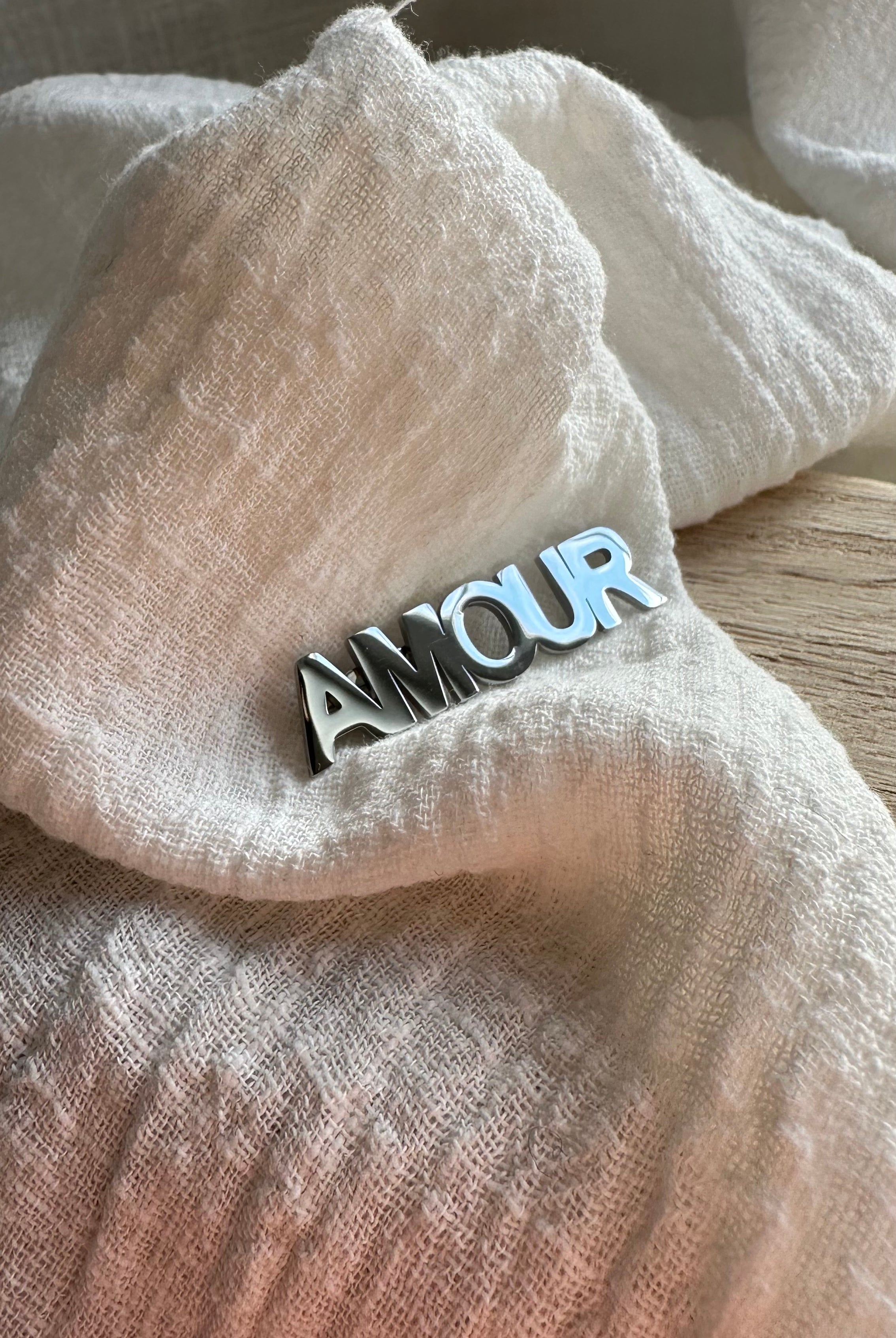 Broche Amour Argent MADEINESTEL