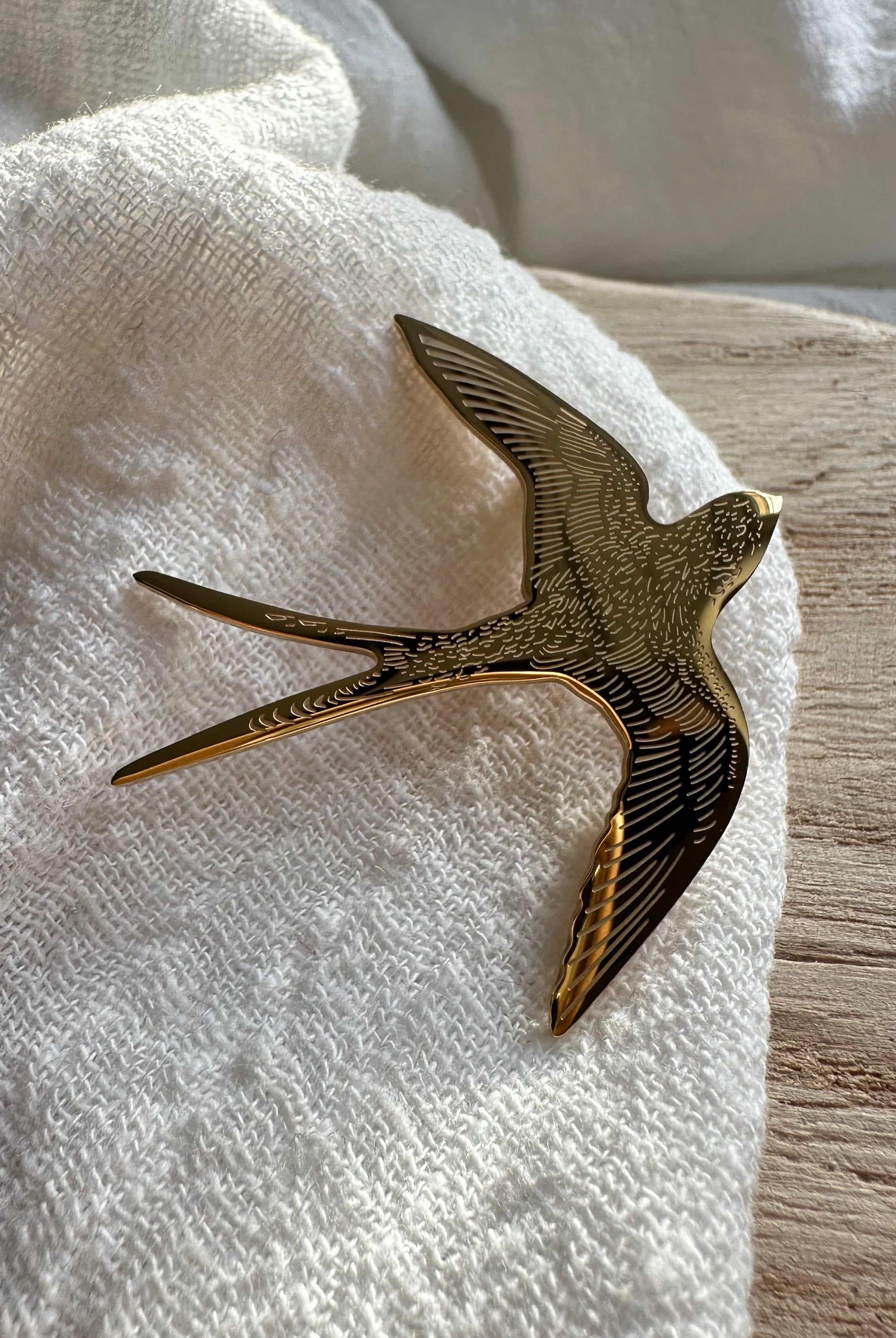 Broche Éole Doré MADEINESTEL