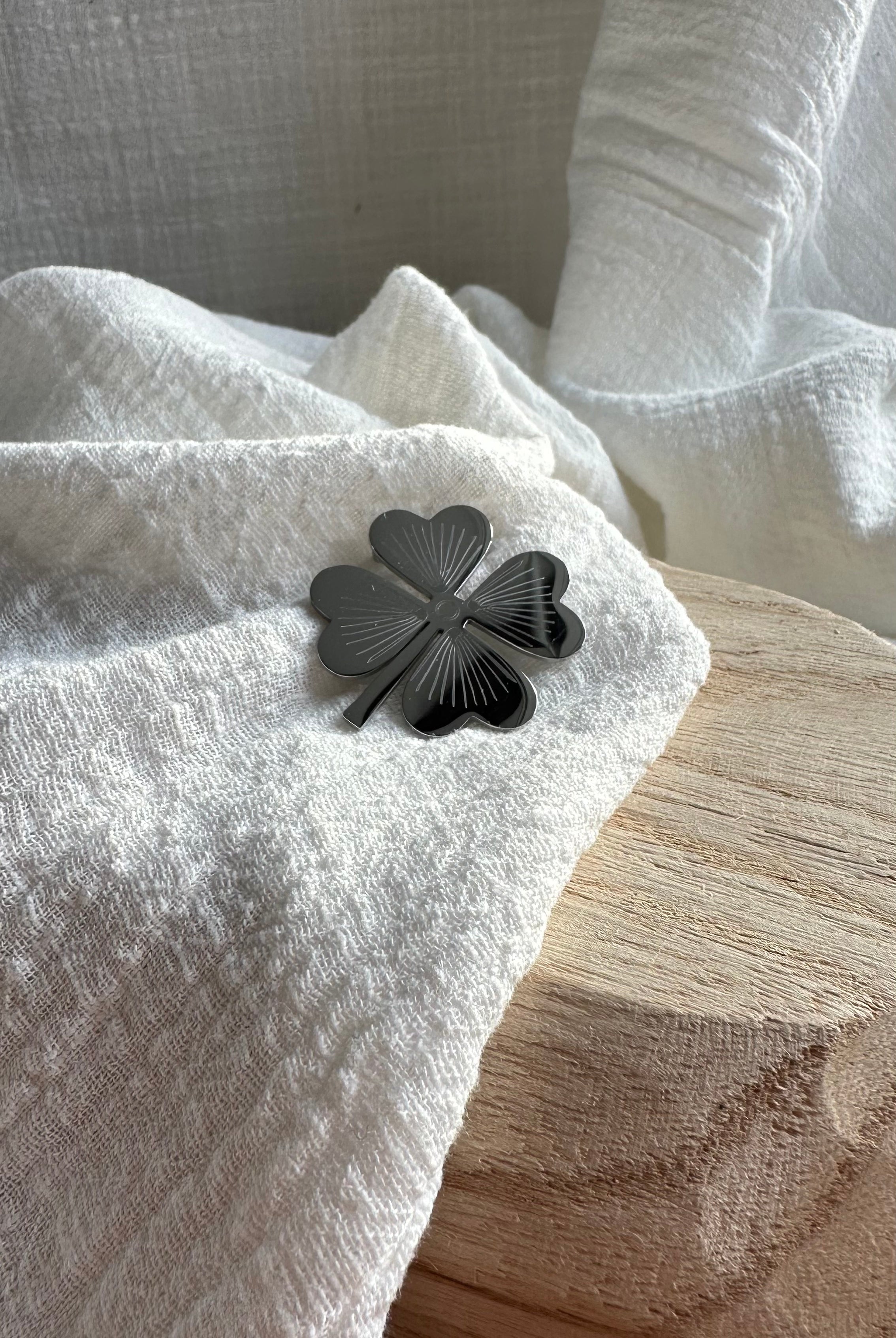 Broche Félicité MADEINESTEL