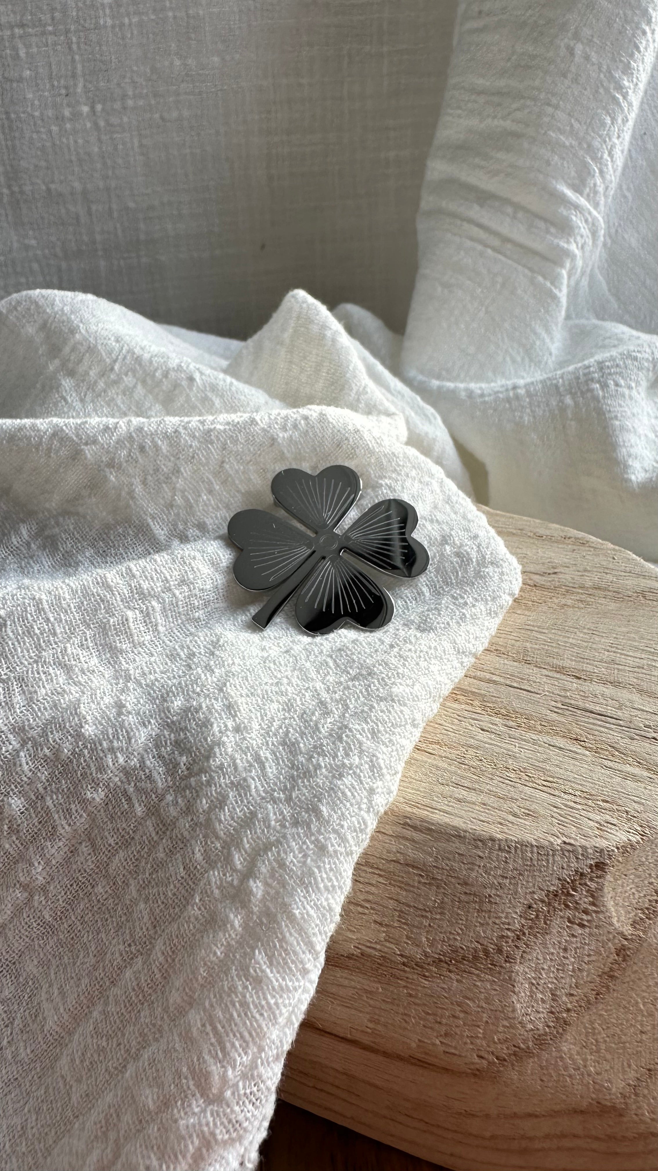 Broche Félicité MADEINESTEL