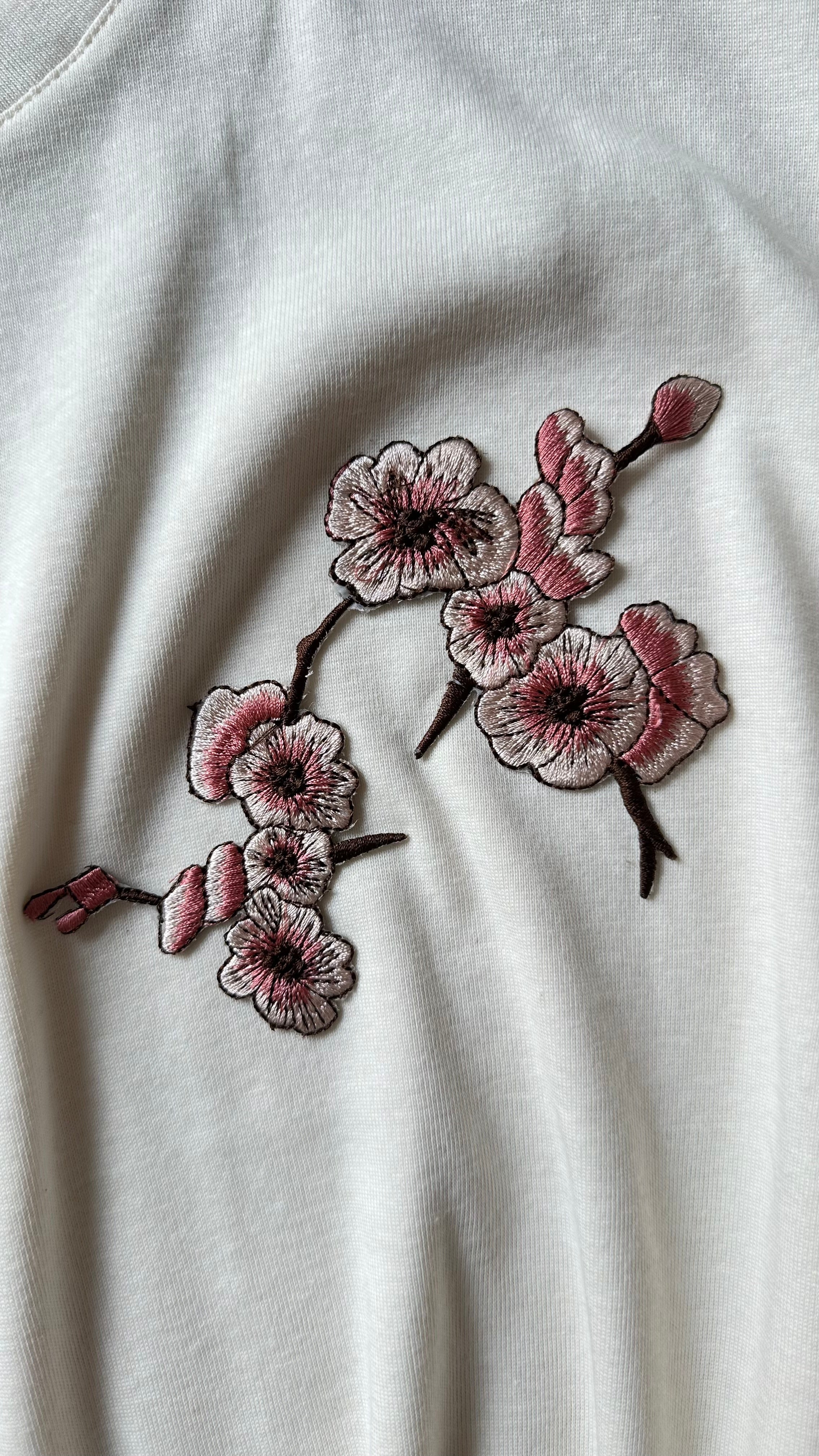 Patch broderie à coudre ou à thermocoller fleurs de cerisier MADEINESTEL