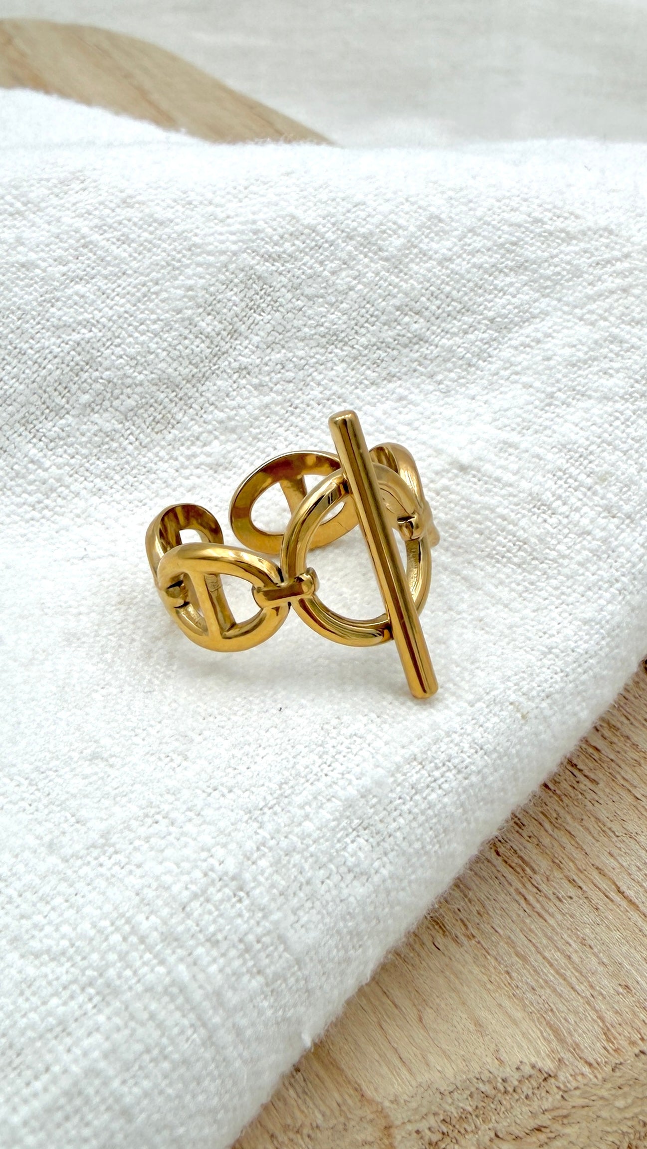 Bague entrelacs