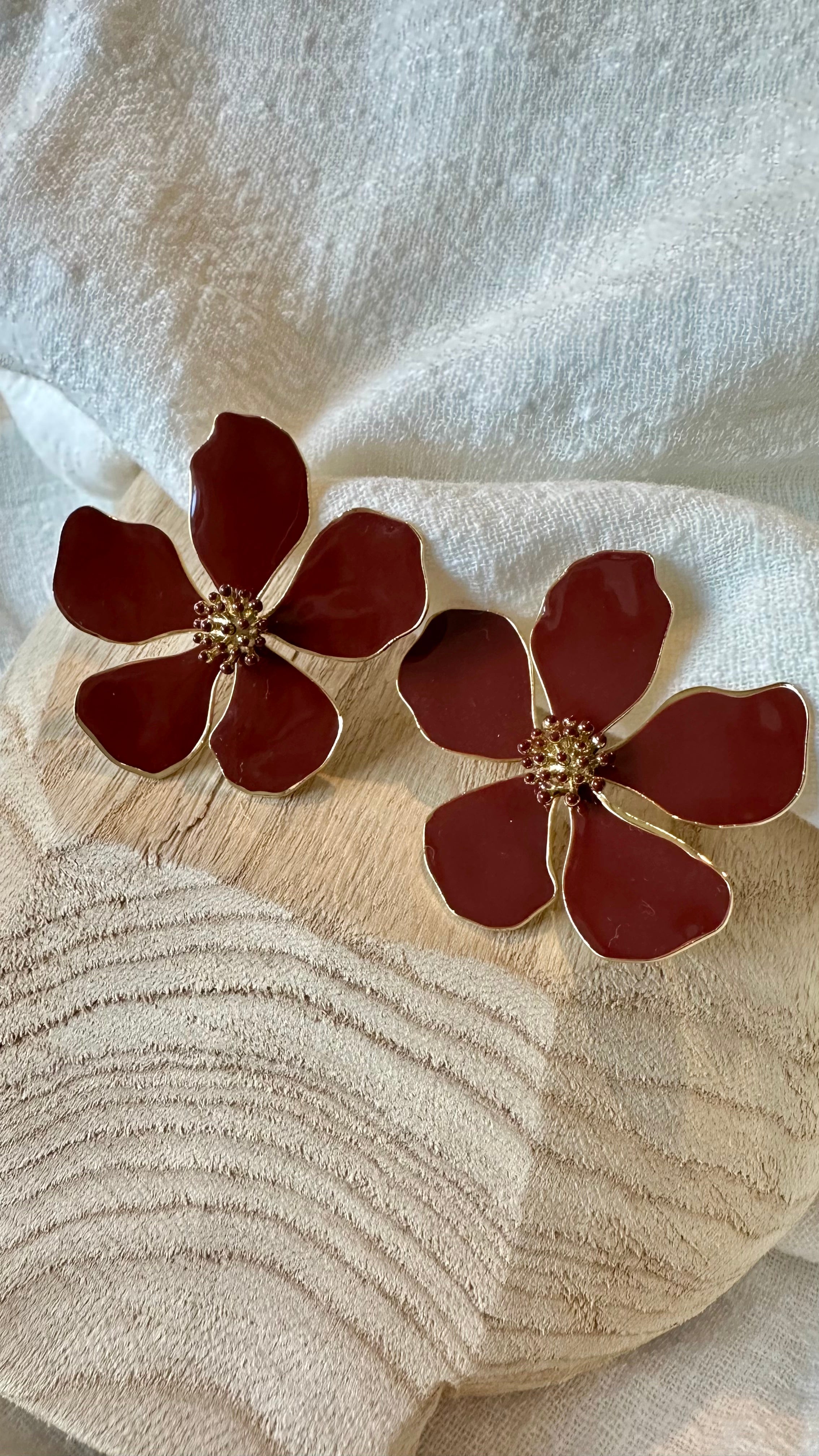 Boucles d'oreilles Flora Bordeaux MADEINESTEL