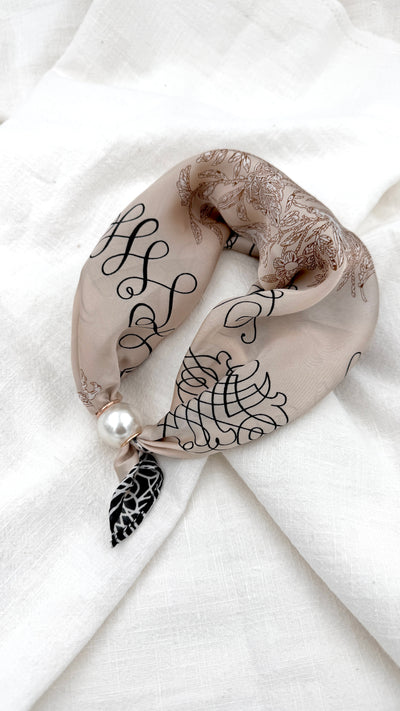 Foulard Audrey arabesques